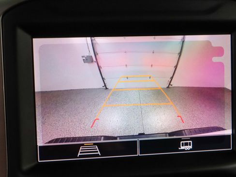 Used 2024 Chevrolet Silverado 2500 Custom image 18