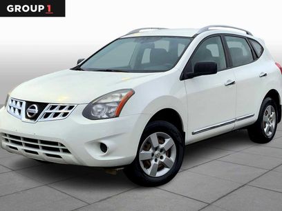 Used 2014 Nissan Rogue S w/ Convenience Package