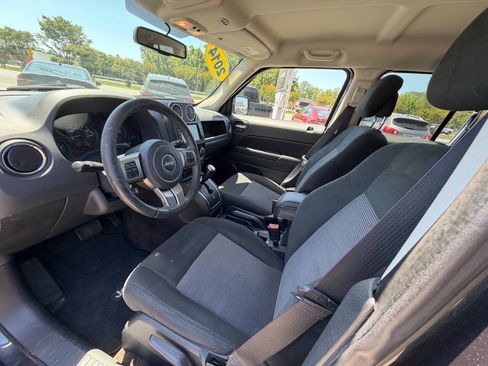 Used 2014 Jeep Patriot Latitude AWD/4WD image 80