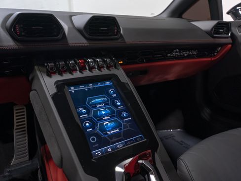 Used 2020 Lamborghini Huracan EVO AWD/4WD image 44