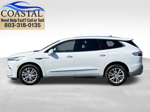 Used 2022 Buick Enclave Premium FWD image 16