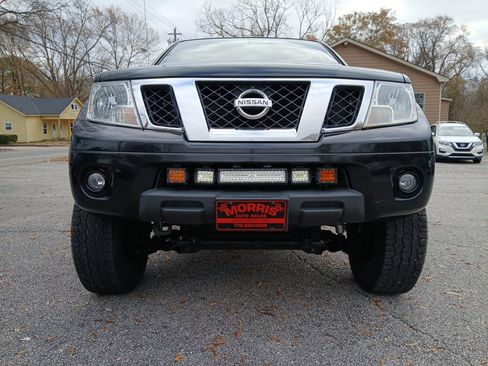 Used 2017 Nissan Frontier SV w/ SV Value Truck Package image 5