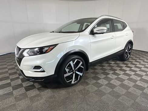 Used 2022 Nissan Rogue Sport SL AWD/4WD image 7