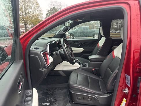 Used 2023 GMC Canyon AT4X w/ LPO, Sports Bar Package image 9