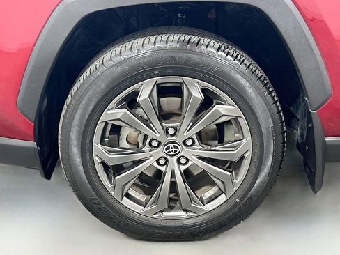 Used 2024 Toyota RAV4 Limited AWD/4WD image 30
