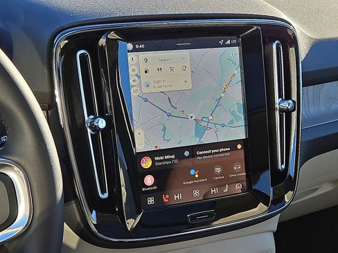 New 2026 Volvo XC40 B5 Ultra w/ Protection Package Premier image 15