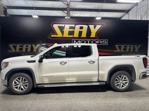Used 2021 GMC Sierra 1500 SLT w/ SLT Premium Plus Package AWD/4WD image 2