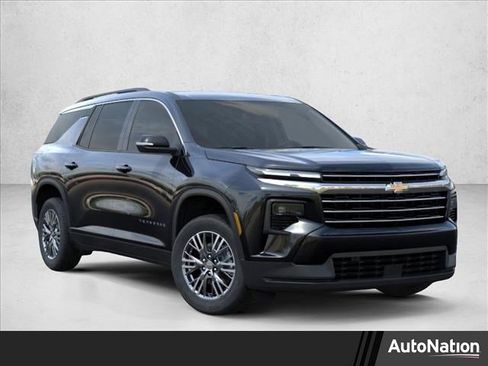 New 2026 Chevrolet Traverse LT w/ Driver Confidence Package image 1