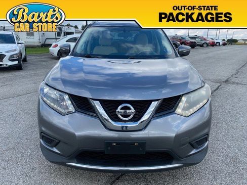 Used 2014 Nissan Rogue SV image 2