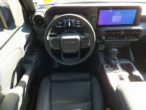 Used 2025 Toyota Land Cruiser Base image 22