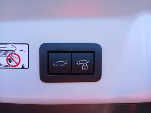 New 2026 Toyota Prius Limited image 12