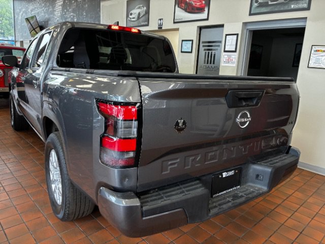 Used 2022 Nissan Frontier SV RWD image 10