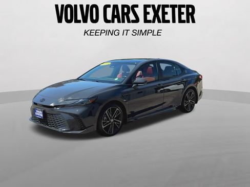 Used 2025 Toyota Camry XSE AWD/4WD image 5