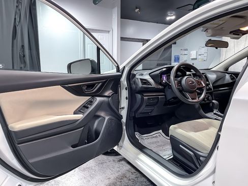 Used 2019 Subaru Impreza 2.0i w/ Eyesight image 12