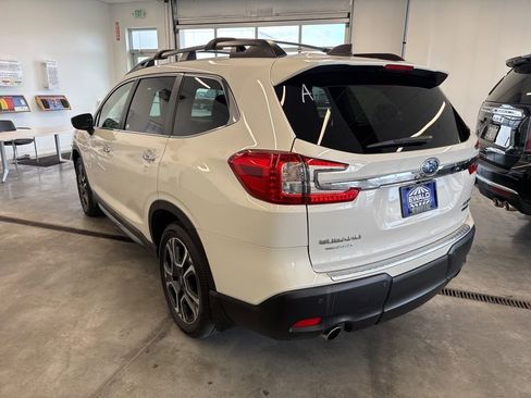 Used 2024 Subaru Ascent Touring AWD/4WD image 5