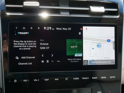 Certified 2023 Hyundai Tucson Limited AWD/4WD image 22