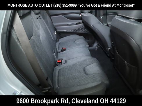 Used 2019 Hyundai Santa Fe SE image 30