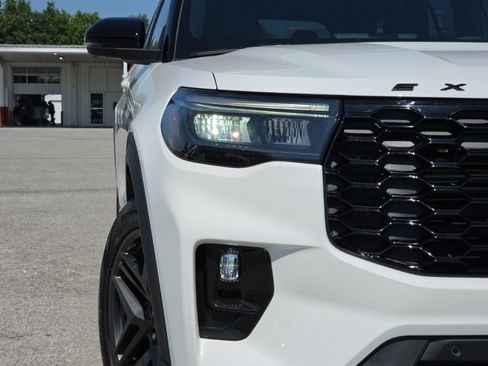 New 2026 Ford Explorer ST w/ Sun And Sound Package AWD/4WD image 9