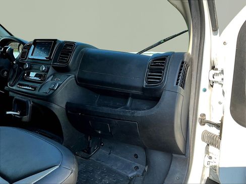 Used 2023 RAM ProMaster 2500 w/ Driver Convenience Group FWD image 23