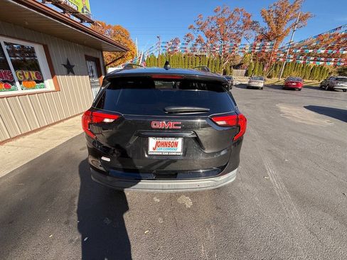 Used 2019 GMC Terrain SLE w/ Driver Convenience Package FWD image 6
