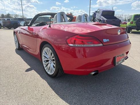 Used 2011 BMW Z4 sDrive35i RWD image 3