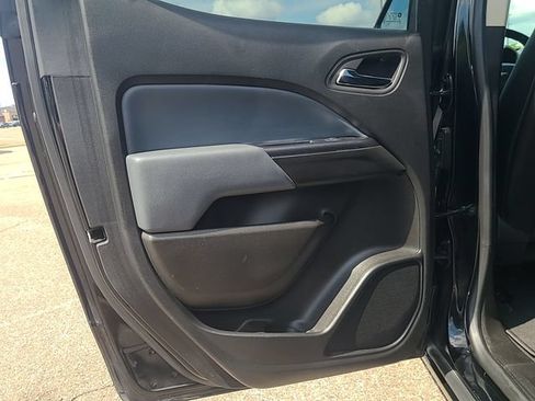 Used 2020 Chevrolet Colorado Z71 AWD/4WD image 23
