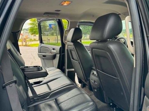 Used 2013 Chevrolet Tahoe LT RWD image 10