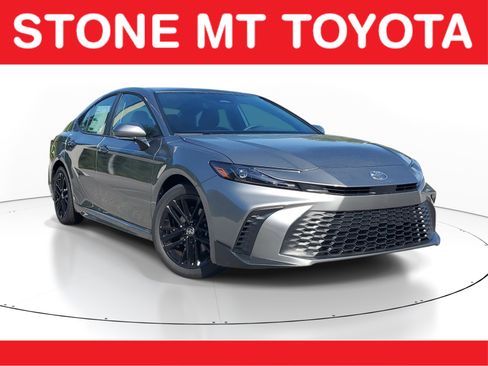 New 2026 Toyota Camry SE FWD image 1