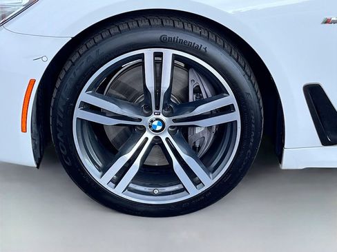 Used 2016 BMW 740i RWD image 34