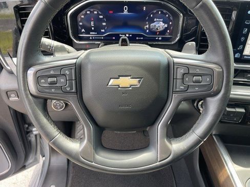Used 2024 Chevrolet Silverado 1500 High Country w/ Technology Package image 16