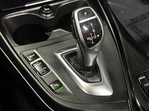 Used 2017 BMW 230i Convertible w/ Driving Assistance Package RWD image 38