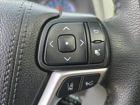 Used 2020 Toyota Sienna XLE w/ XLE Navigation Package AWD/4WD image 28