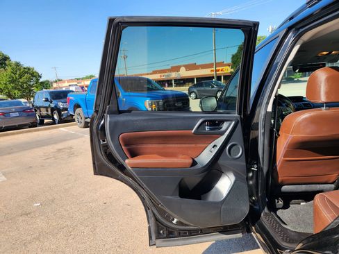 Used 2017 Subaru Forester 2.0XT Touring AWD/4WD image 11