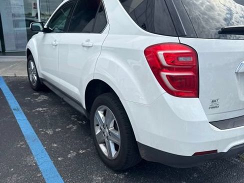 Used 2016 Chevrolet Equinox LT w/ Convenience Package AWD/4WD image 4