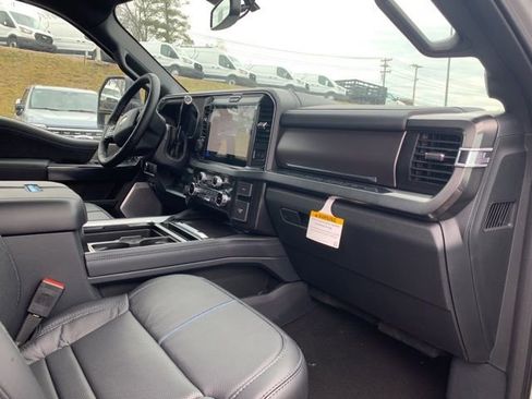 New 2026 Ford F250 Platinum AWD/4WD image 16