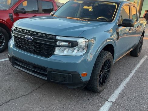 Used 2022 Ford Maverick XL image 2