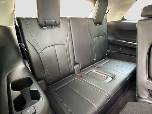 Certified 2026 INFINITI QX60 Luxe w/ Cargo Package FWD image 30