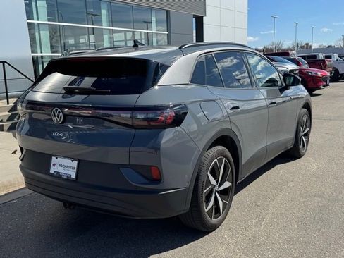 Used 2024 Volkswagen ID.4 Pro S image 32