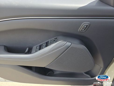 New 2026 Ford Mustang Mach-E Select RWD image 9