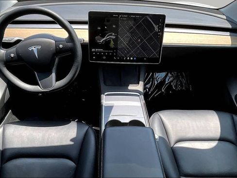Used 2022 Tesla Model 3 Long Range AWD/4WD image 7