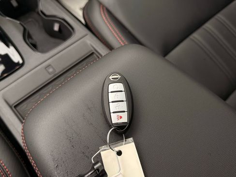 Used 2024 Nissan Frontier PRO-4X w/ Pro Premium Package image 55