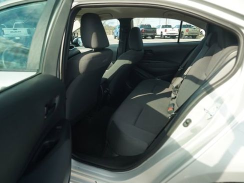 Used 2025 Toyota Corolla LE image 14