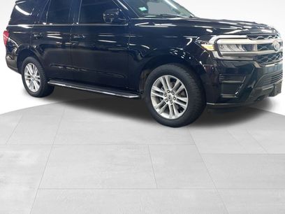 Used 2022 Ford Expedition XLT