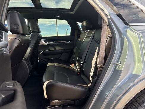 Used 2025 Cadillac XT5 Premium Luxury image 26