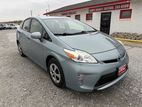 Used 2012 Toyota Prius Two image 1