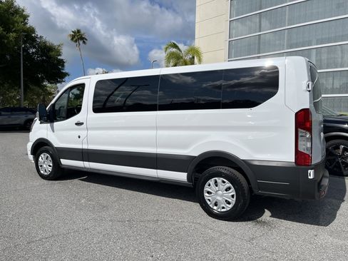 Used 2025 Ford Transit 350 XLT RWD image 6