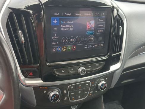 Used 2020 Chevrolet Traverse Premier w/ LPO, Blackout Package AWD/4WD image 26