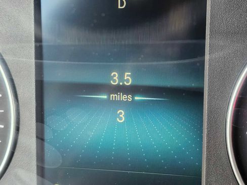 Used 2024 Mercedes-Benz Sprinter 2500 image 27