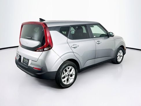 Used 2022 Kia Soul S FWD image 9