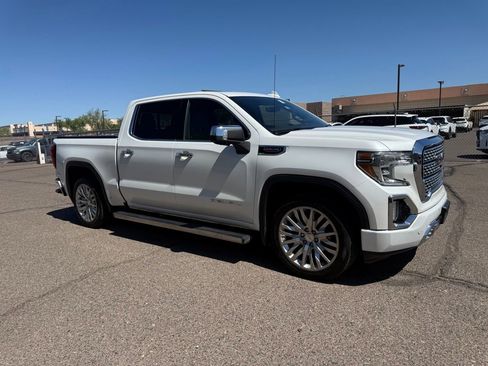 Used 2019 GMC Sierra 1500 Denali w/ Denali Ultimate Package AWD/4WD image 3